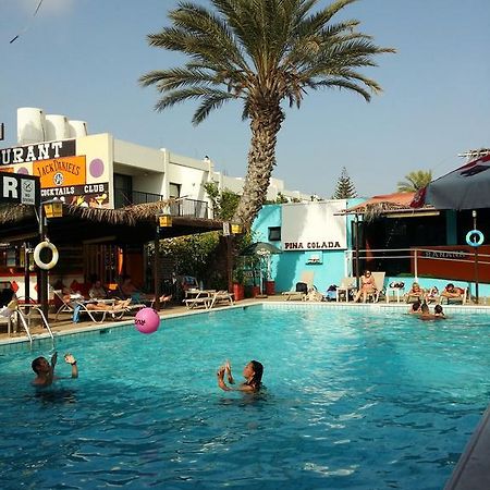 Kkaras Hotel 3 Star Agia Napa Exterior foto