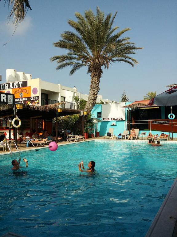 Kkaras Hotel 3 Star Agia Napa Exterior foto