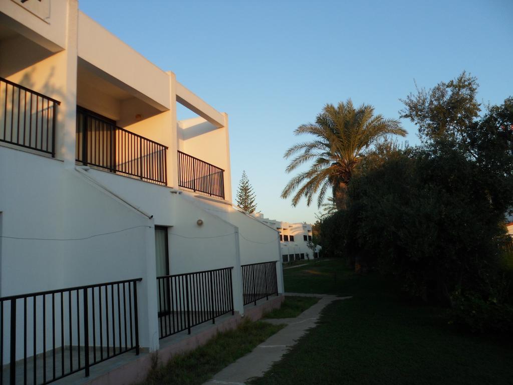 Kkaras Hotel 3 Star Agia Napa Exterior foto