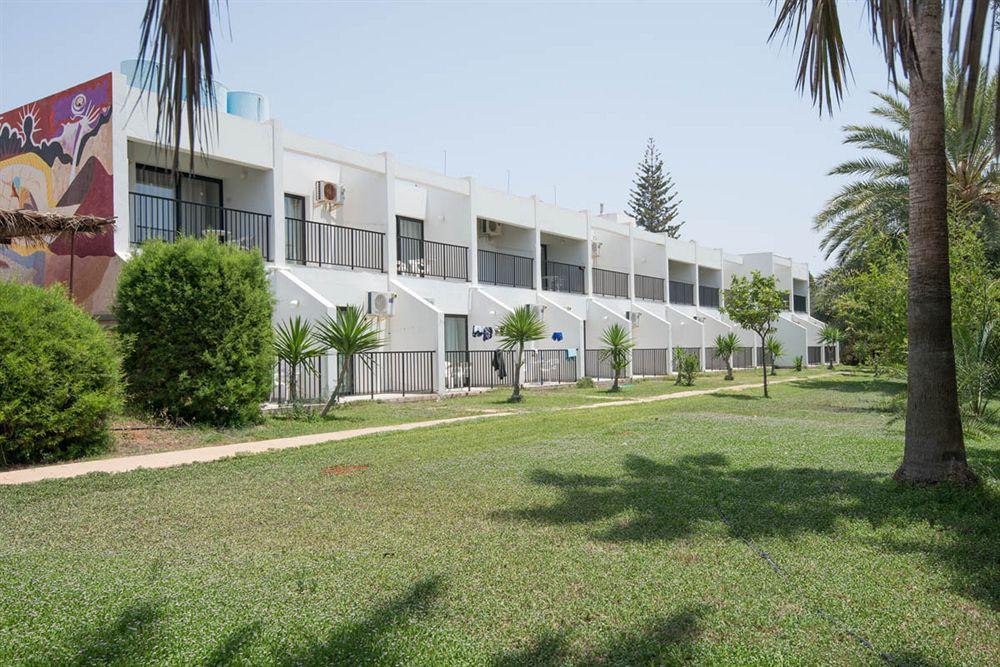 Kkaras Hotel 3 Star Agia Napa Exterior foto