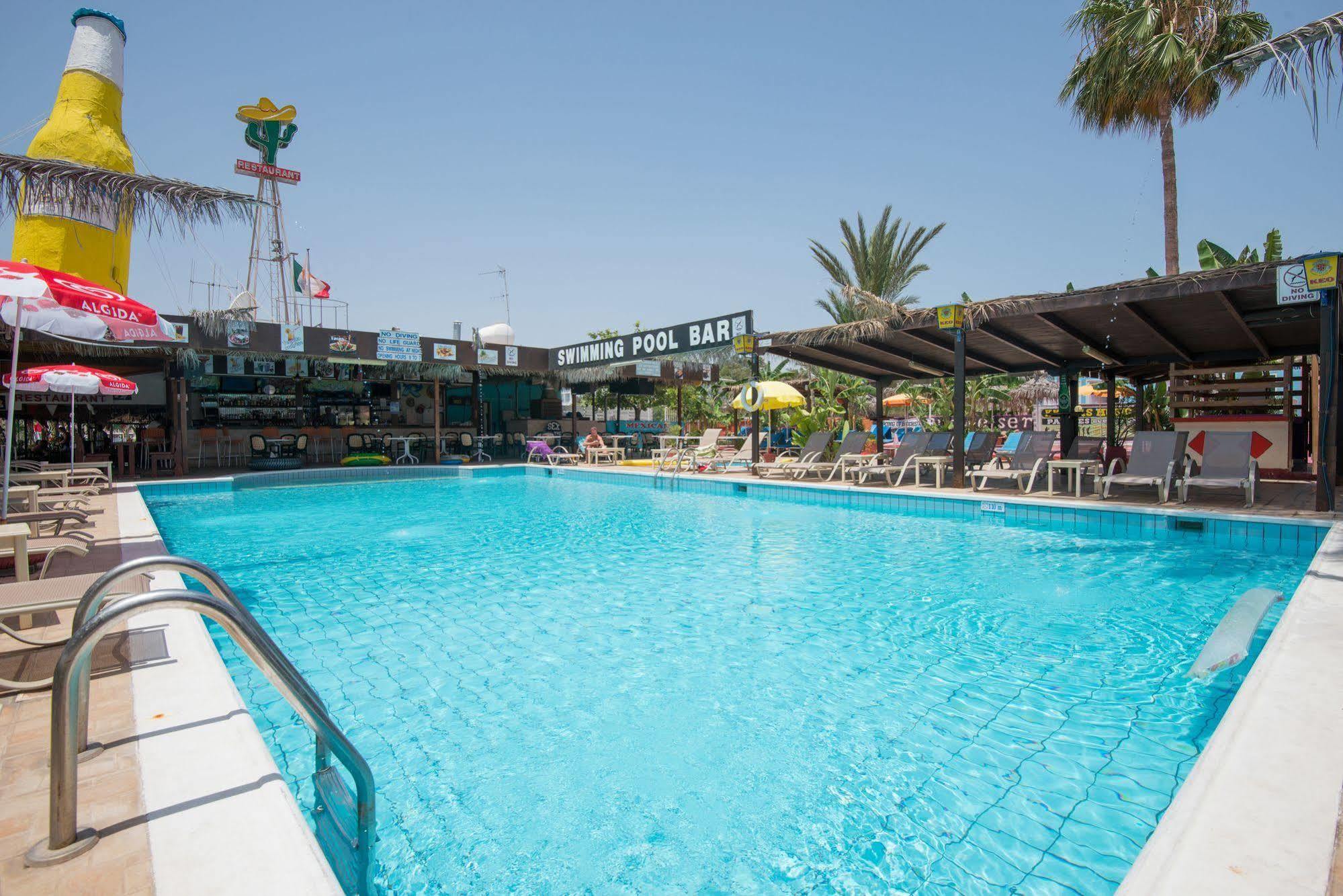 Kkaras Hotel 3 Star Agia Napa Exterior foto