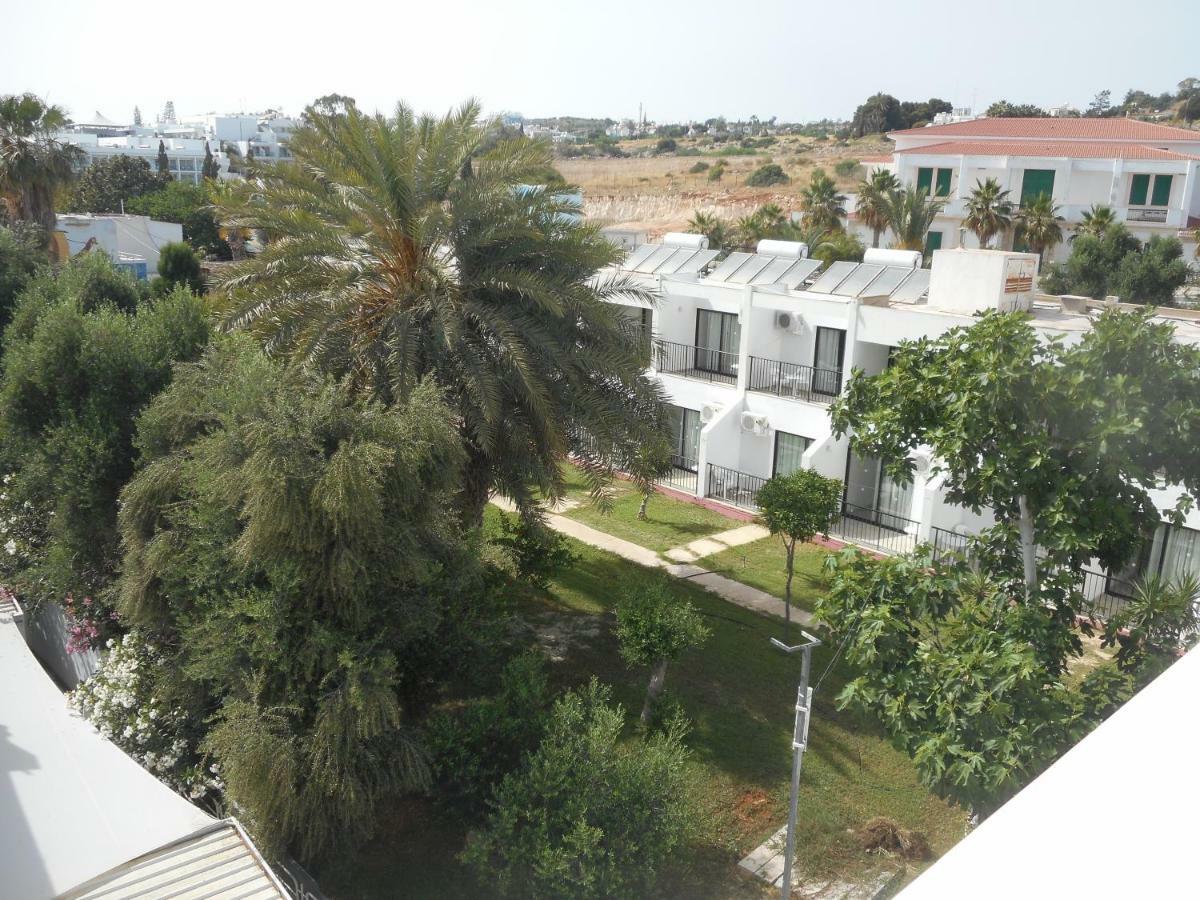 Kkaras Hotel 3 Star Agia Napa Exterior foto