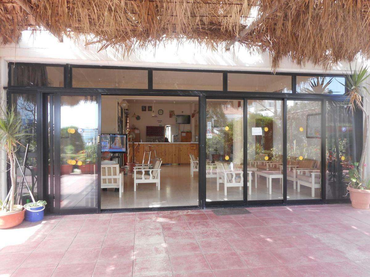 Kkaras Hotel 3 Star Agia Napa Exterior foto